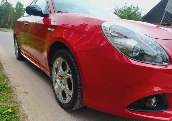 Alfa Romeo Giulietta cena 49700 przebieg: 100000, rok produkcji 2015 z Tuchola małe 466